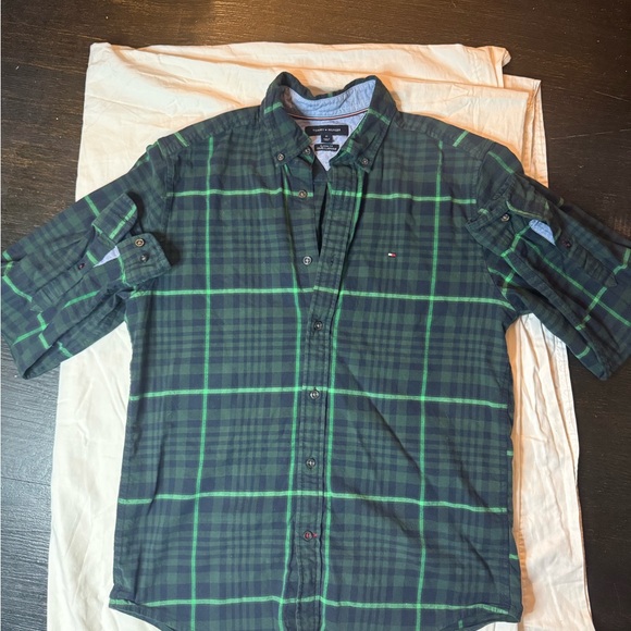 Tommy Hilfiger Other - Tommy Hilfiger Men's Navy and Green Check Shirt size M classic casual stylish